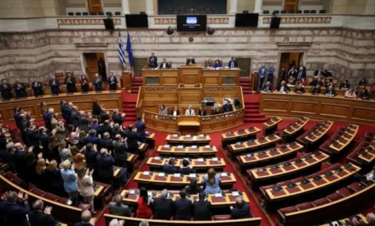 Gjykata e Lartë në Greqi përjashton nga parlamenti tre deputetë, akuzohen për mashtrim zgjedhor