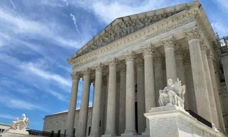 Gjykata Supreme e SHBA-së kufizon fuqinë e gjyqtarëve për të bllokuar urdhrat e Trump