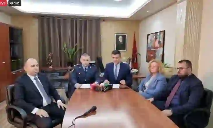 Goditet grupi kriminal i trafikut të armëve dhe drogës në Fier, arrestohen 4 persona (Emrat)