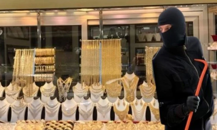 Grabiti argjendarinë në Gjirokastër 4 vite më parë, autori arrestohet dhe ekstradohet nga Greqia
