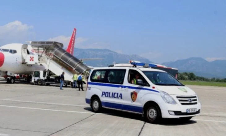Grabiti me armë argjendarinë në Gjirokastër 4 vite më parë, ekstradohet nga Greqia 45-vjeçari