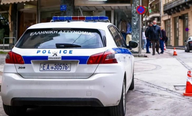 Greqi/ 38-vjeçari doli nga deti i zhveshur dhe tentoi të përdhunonte turisten, si shpëtoi ajo falë kremit të diellit