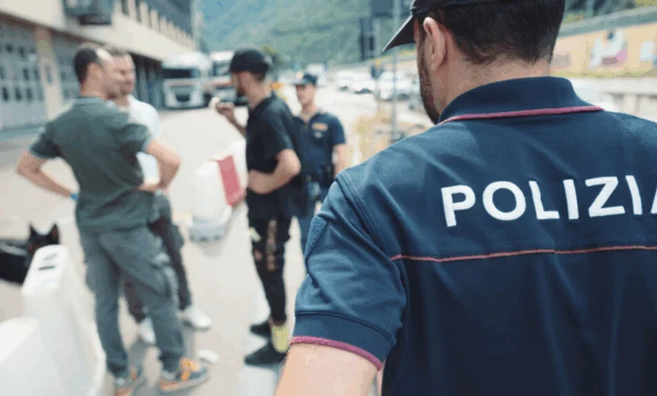 Hajduti shqiptar kapet ‘mat’ nga çifti Italian, por kërkon dëmshpërblim: Më jepni 100 euro se nuk ua vodha biçikletat
