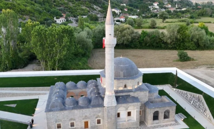 Hapet Xhamia e Plumbit në Shkodër! E renditur si një nga më të bukurat në botë, u rikonstruktua pas përmbytjeve