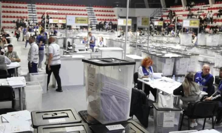 Hapja e kutive për Tiranën dhe Dibrën! KQZ: Na duhen 10 ditë kohë për të nisur rinumërimi i votave