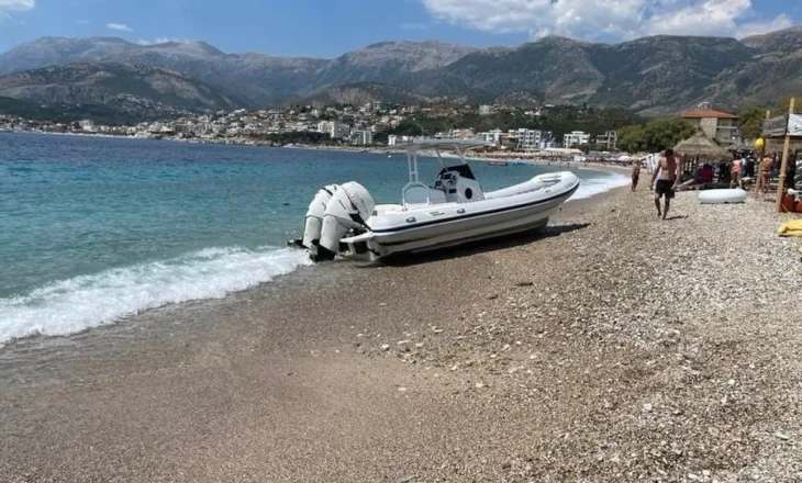 Helika i preu gjymtyrët një turisti gjerman, arresohet drejtuesi i skafit