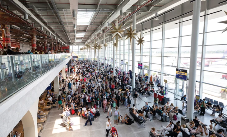 Hyrjet e shtetasve të huaj rriten me 5% për janar-prill