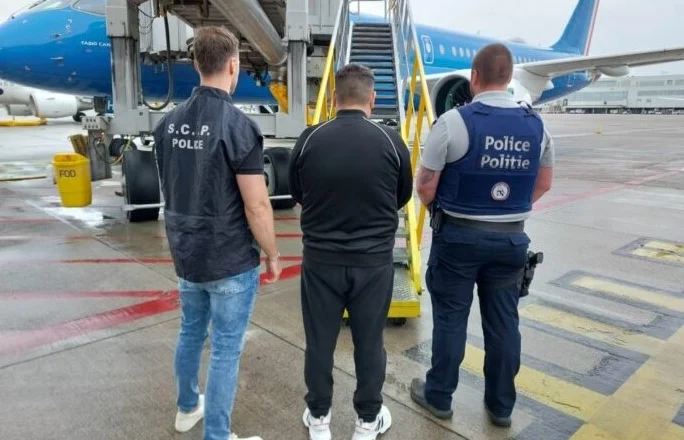 I arrestuar në operacionin “URA”, shqiptari ekstradohet nga Belgjika në Itali