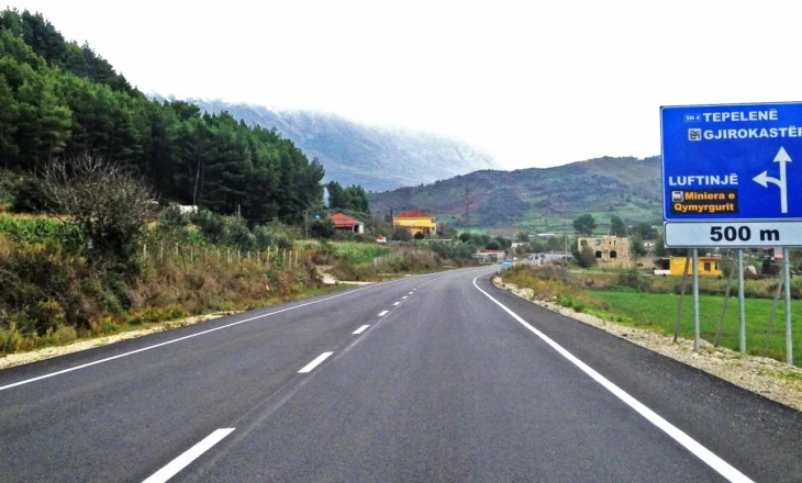 I dehur në rrugën Gjirokastër-Tepelenë, arrestohet shoferi i autobusit