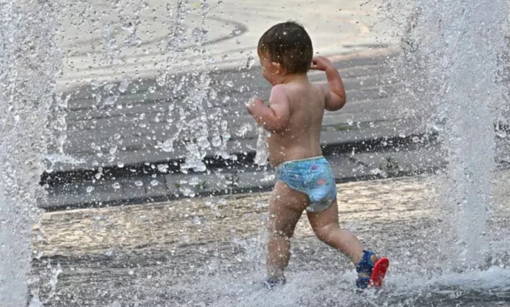 I nxehti afrikan përfshin Italinë, temperatura deri në 40°C në disa rajone që nga java që vjen