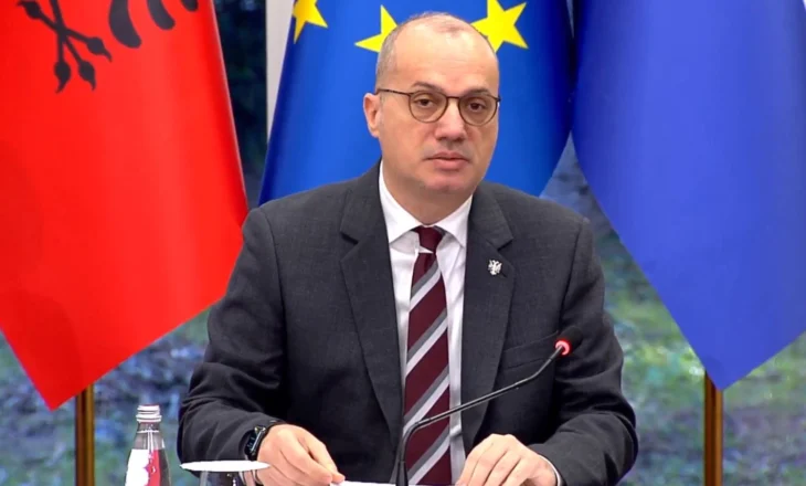 Igli Hasani: Qeveria shqiptare e gatshme për dialog lidhur me çështjet që janë pezull me Greqinë