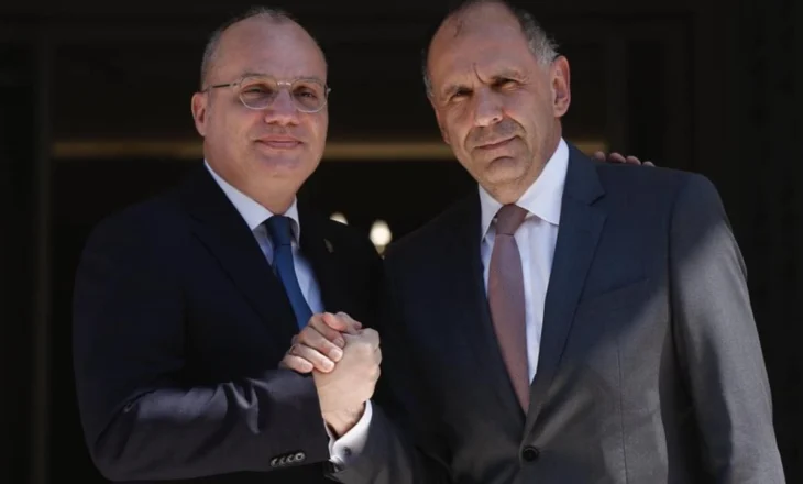 Igli Hasani takim kokë me kokë me homologun grek! Nga emigrantët shqiptarë dhe rruga drejt BE, zbardhen diskutimet
