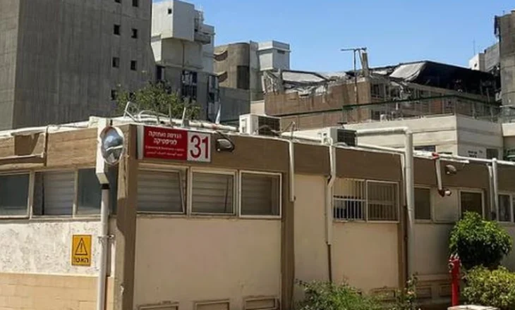 Izraeli thotë se udhëheqësi suprem i Iranit ‘nuk mund të lejohet më të ekzistojë’