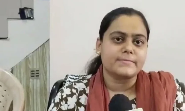 “Jam ende duke u dridhur”/ Flet gruaja që humbi avionin e “Air India” për 10 minuta