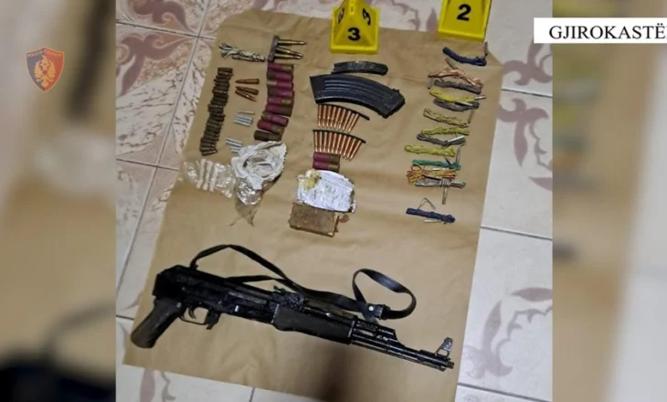 Kallashnikov dhe kokainë, arrestohet 18-vjeçari nga Lazarati