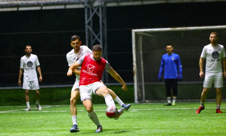 Kampionati i futbollit 5×5/ Drini Sport mund Art-Inox në finale dhe fiton titullin kampion