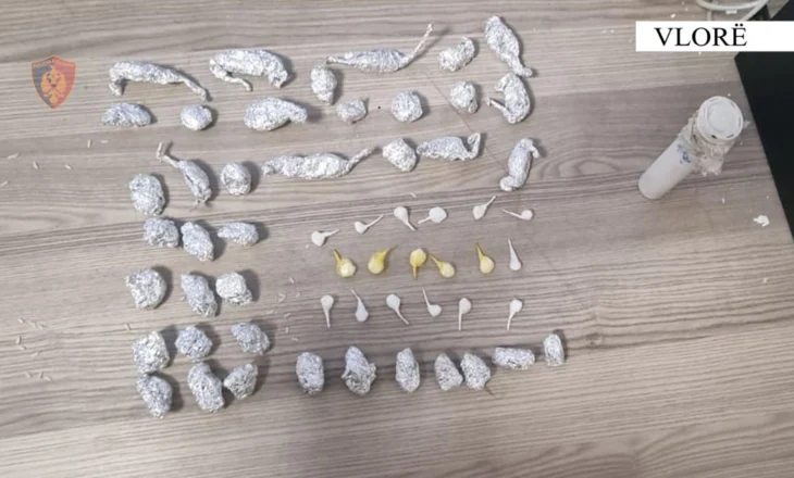 Kapet me kanabis e kokainë/ Sekuestrohen 57 doza drogë, arrestohet 17 vjeçari