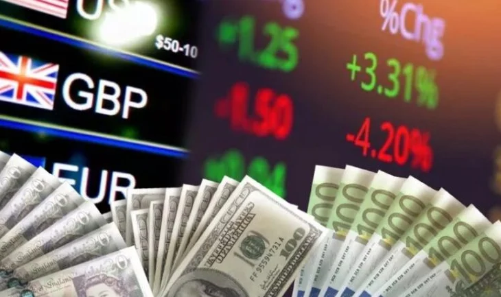 Këmbimi valutor/ Me sa lekë blihen e shiten valutat kryesore, çfarë ndodh me monedhat e tjera?