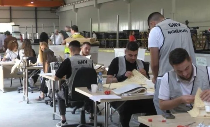 “Kërkojini ndjesë numëruesve”, reagimi i parë nga PD pas përfundimit të rinumërimit të votave në Tiranë