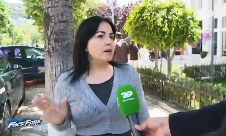 Këshilli Bashkiak i Sarandës “injoron” KQZ-në, shkarkon edukatoren si këshilltare!