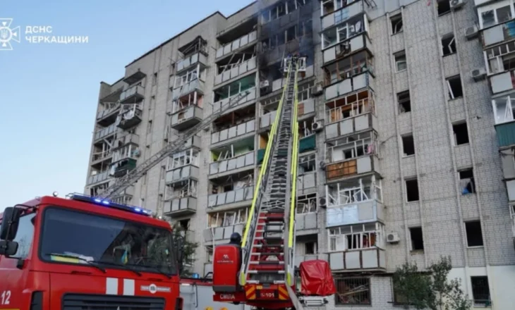 Kievi akuza Moskës: Forcat ruse kryen sulmin më të madh ajror prej nisjes së luftës