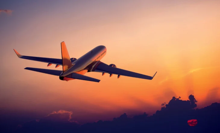 Koha më e mirë për të rezervuar një fluturim