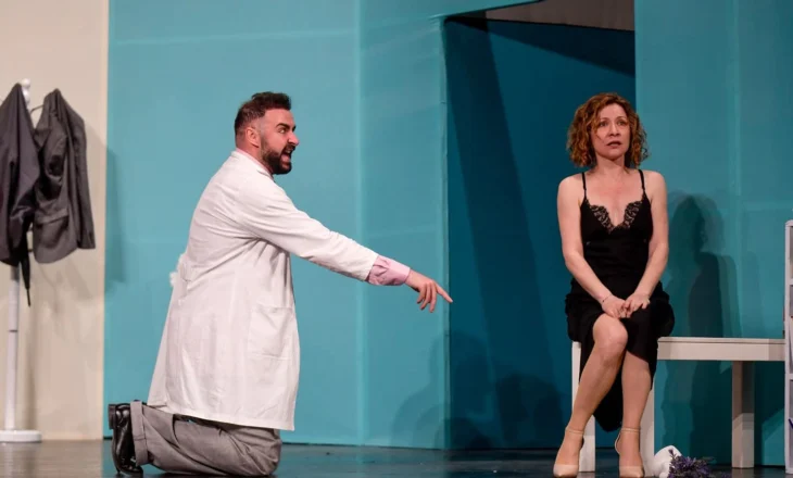 Komedia me humor verbues dhe me një kast fantastik aktorësh në datat 17,18,19,20 qershor në Teatrin Kombëtar