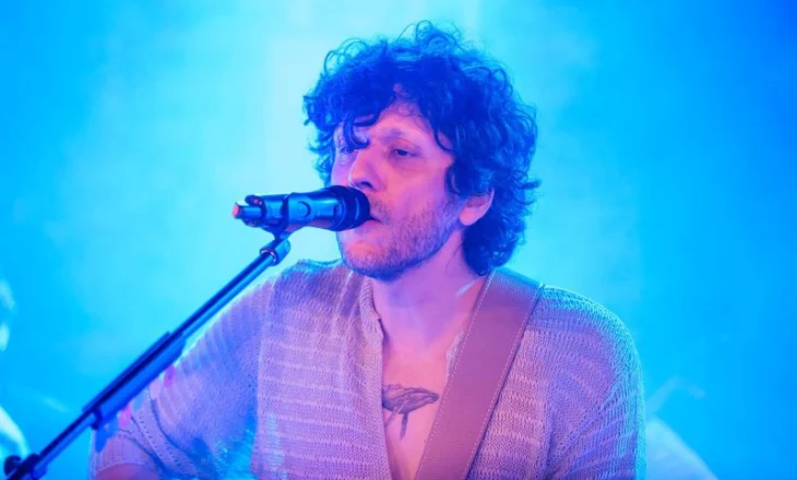 Koncerti në Butrint/ Gonxhja: Ermal Meta çeli sezonin veror me një koncert të jashtëzakonshëm