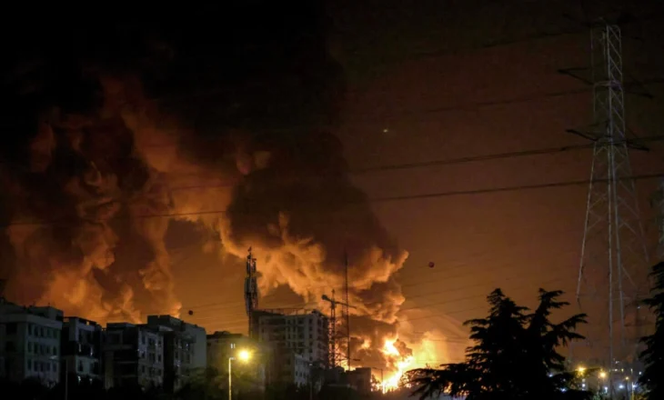 Konflikti Iran-Izrael, autoritetet izraelite bëjnë bilancin e deritanishëm: Jemi sulmuar me qindra raketa, 25 të vrarë