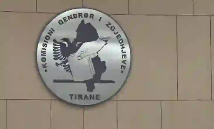 KQZ 10 ditë kohë për rinumërimin, PD synon mandatin e 14-të në Tiranë. Verifikim edhe votave të PS