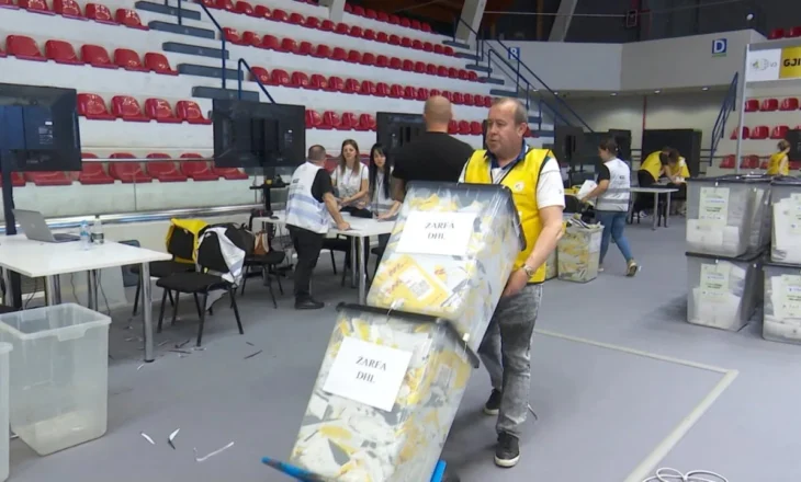 KQZ nis rinumërimin e votave për 4 qarqe, do hapen mbi 2 mijë kuti