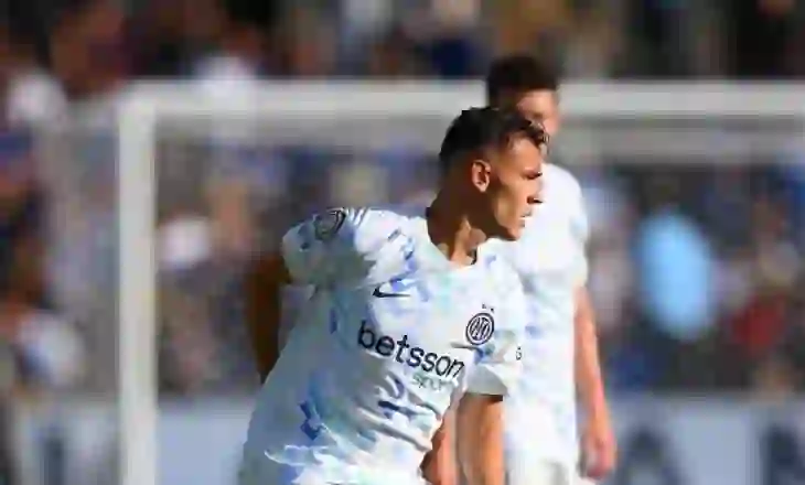 Kristjan Asllani bëhet shqiptari i parë që luan në një Botëror Klubesh, Daku zhgënjehet