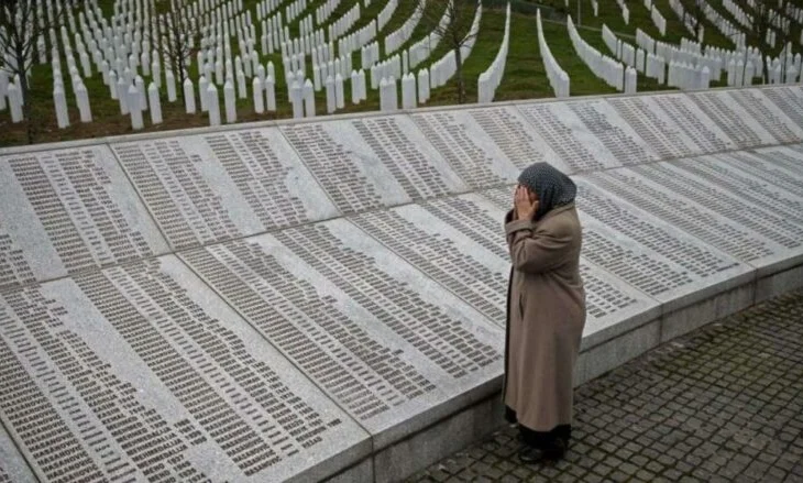 Kujtesa që s’fiket, rrëfimet e nënave të Srebrenicës në tri dekada kërkimi për drejtësi