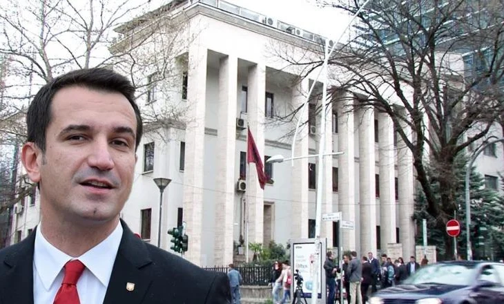 Kush e futi në burg Erion Veliajn, kryebashkiaku mesazh personit që e çoi në qeli, fati i tij në dorën e Albana…