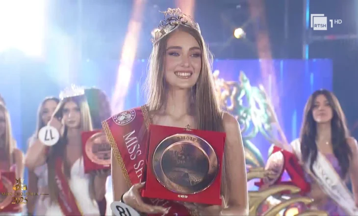 Kush është 18-vjeçarja që rrëmbeu kurorën e “Miss Shqipëria 2025”?