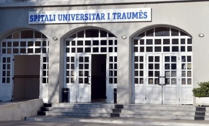 Lezhë/ 4-vjeçarja rrëzohet nga ballkoni, dërgohet me urgjencë te Trauma