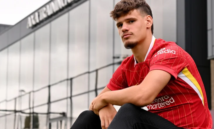 Liverpool gati 200 mln euro shpenzime, zyrtarizon edhe talentin 21-vjeçar hungarez që po shkëlqen në Premier