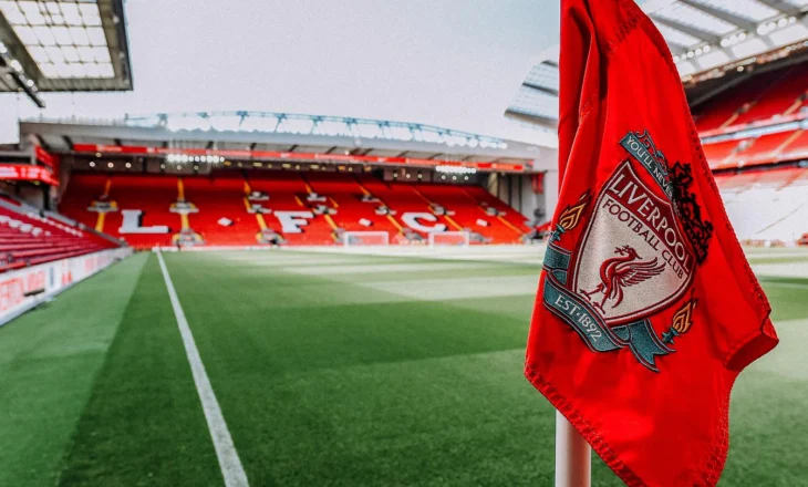 Liverpool në telashe, mbrojtësi francez i pakënaqur, refuzon ofertën e ardhur nga klubi