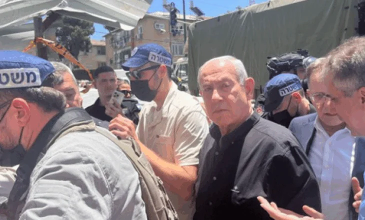 ‘Lufta i shkon në oborr’, Netanyahu kapet duke dalë nga bunkeri