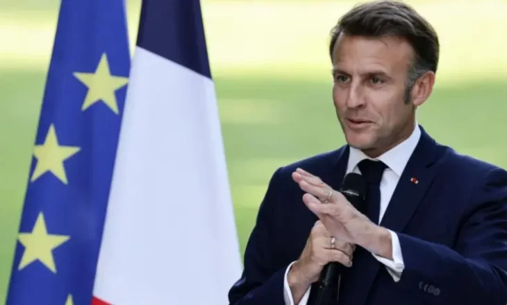 Macron telefonatë me presidentin iranian: Irani nuk duhet të pajiset kurrë me armë bërthamore 