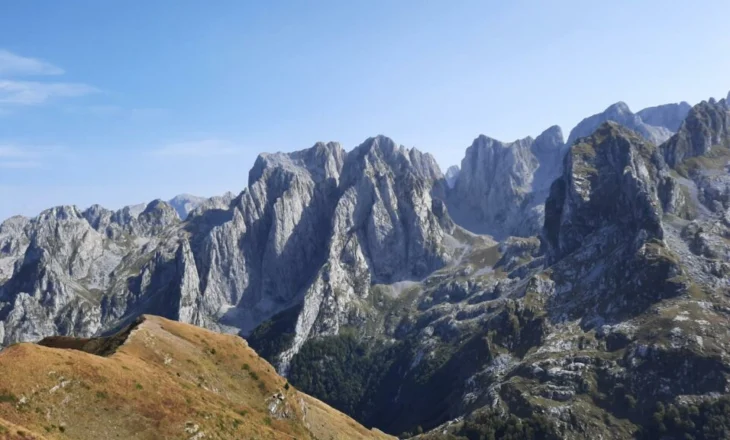 Maja e Vajushës, perla e Alpeve Shqiptare që po tërheq gjithnjë e më shumë vizitorë