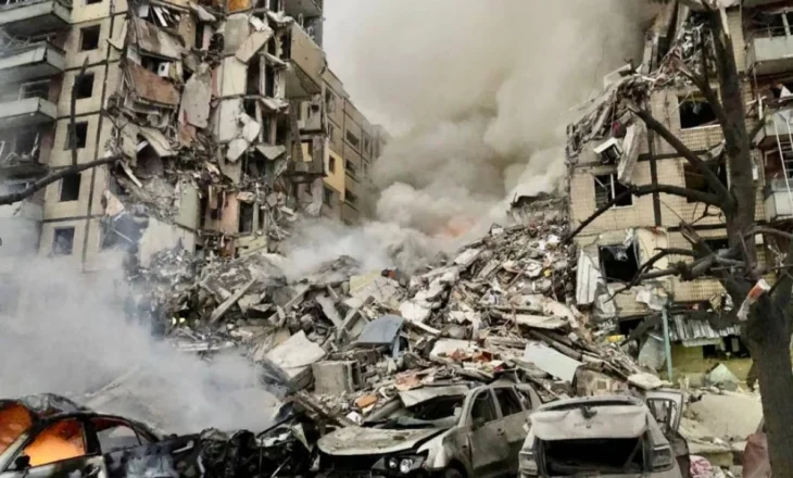 Masakër në Dnipro! Bilanci i viktimave rritet në 18, qyteti vijon të bombardohet nga Rusia