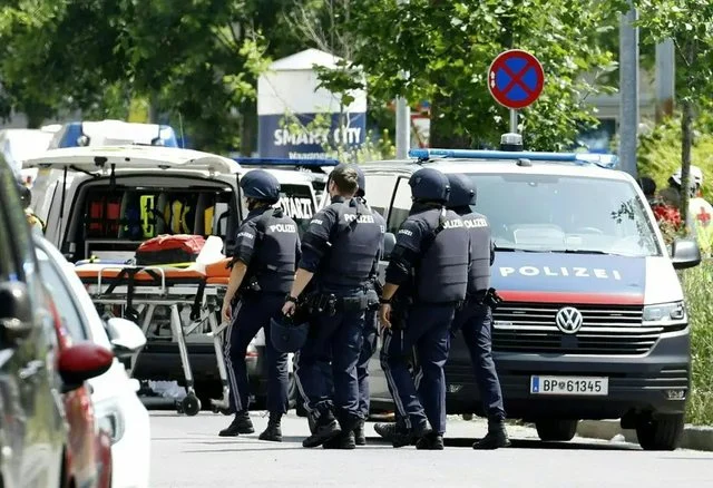 Masakra në Austri/ Shkon në 10 numri i personave të vr*rë në një shkollë