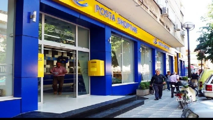 Mashtrim në internet me emrin “Posta Shqiptare”,  paralajmërohen qytetarët për mesazhet