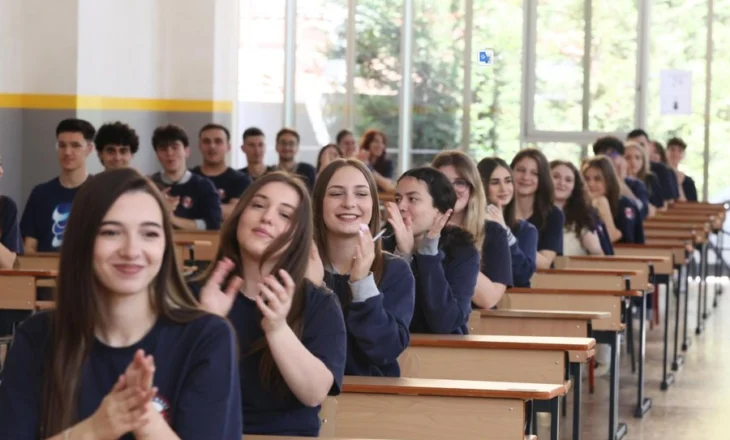 Matura 2025, dalin rezultatet e provimit të Gjuhës së Huaj