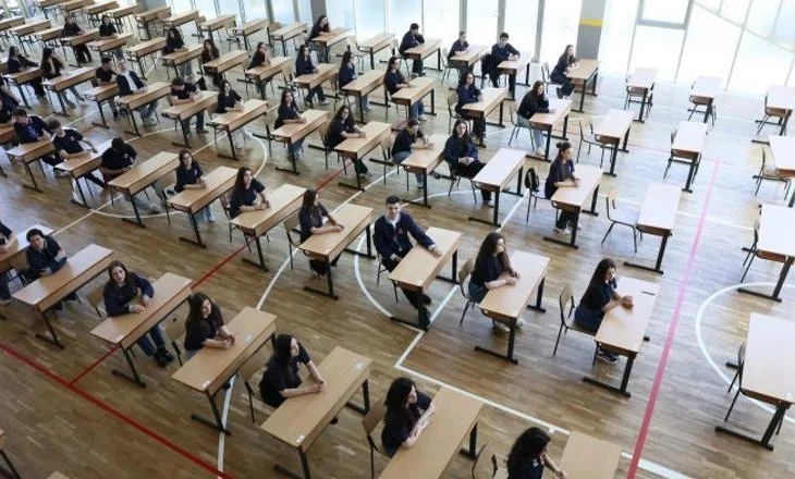 Matura Shtetërore 2025/ Notat e provimeve me zgjedhje: 360 ngelës, 366 ekselentë