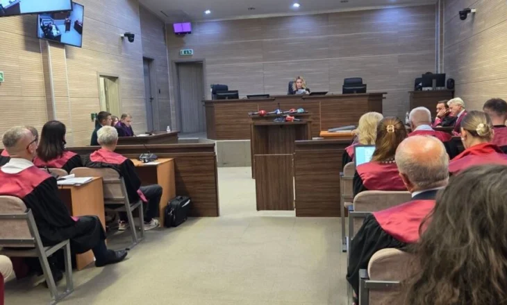 Mbahet seanca fillestare për masakrën e Mejës