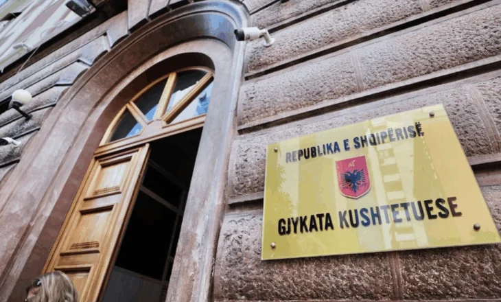 Mbyllja e TikTok: Gjykata Kushtetuese pranon çështjen, por pezullimi vazhdon!