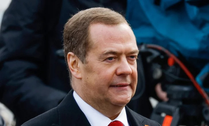 Medvedev për Trump: Ta harrojë çmimin Nobel për Paqen, fillim i shkëlqyer, urime z.President!