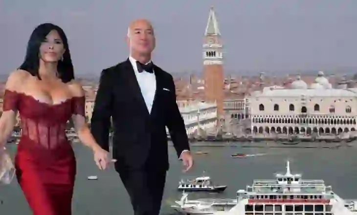 Miliarderi Jeff Bezos martohet në Venecia, dasma “e artë” për ekonominë e qytetit